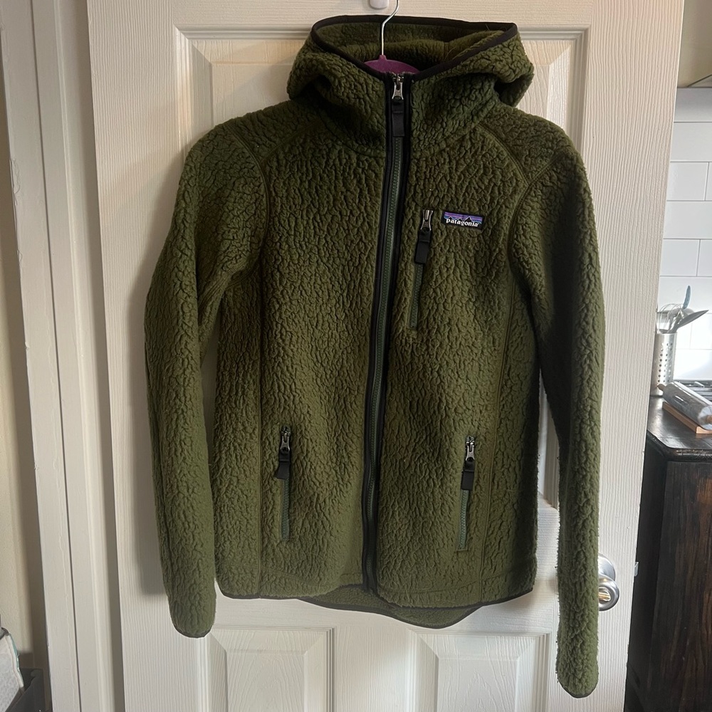 Patagonia women’s Retro Pile Hoody